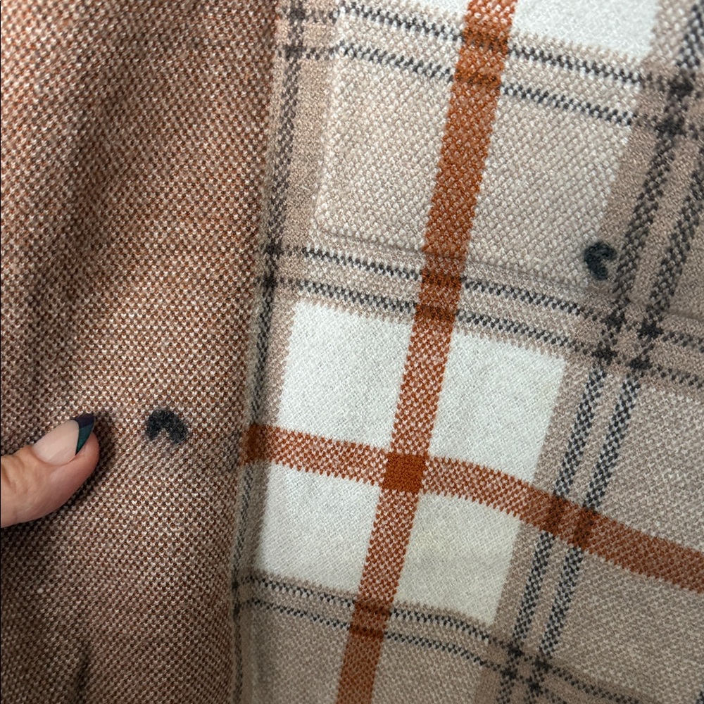 Plaid Open Front Long Cardigan Sweater - Picture 5 of 5